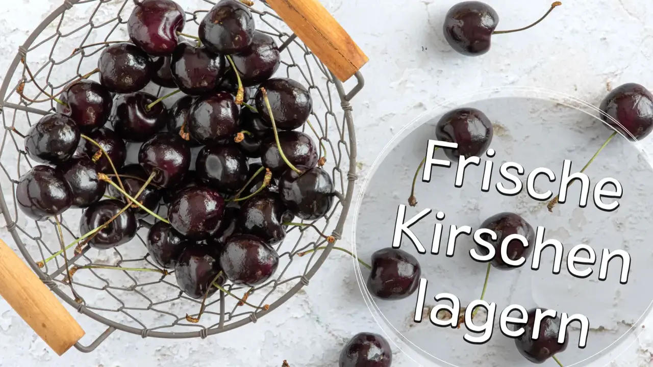 Ein Korb voller frischer Kirschen, die zum Lagern bereit sind. Was sind Kirschen? Kleine, runde, dunkelrote Früchte, perfekt für den Sommer.
