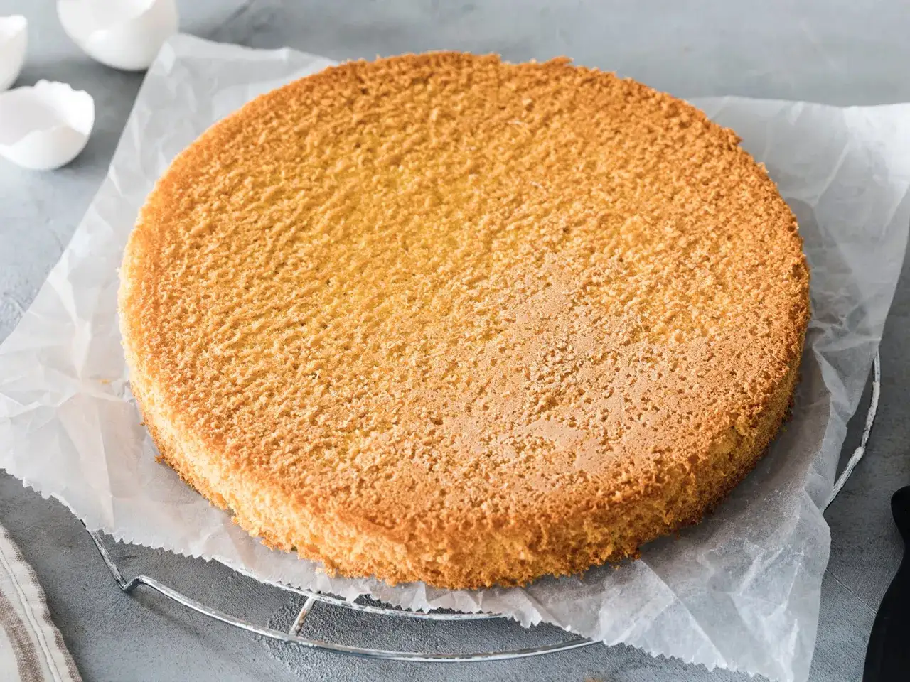 Perfekter Biskuitboden f&uuml;r dein n&auml;chstes Kuchenrezept. Leicht und luftig, die Basis f&uuml;r s&uuml;&szlig;e Kreationen.
